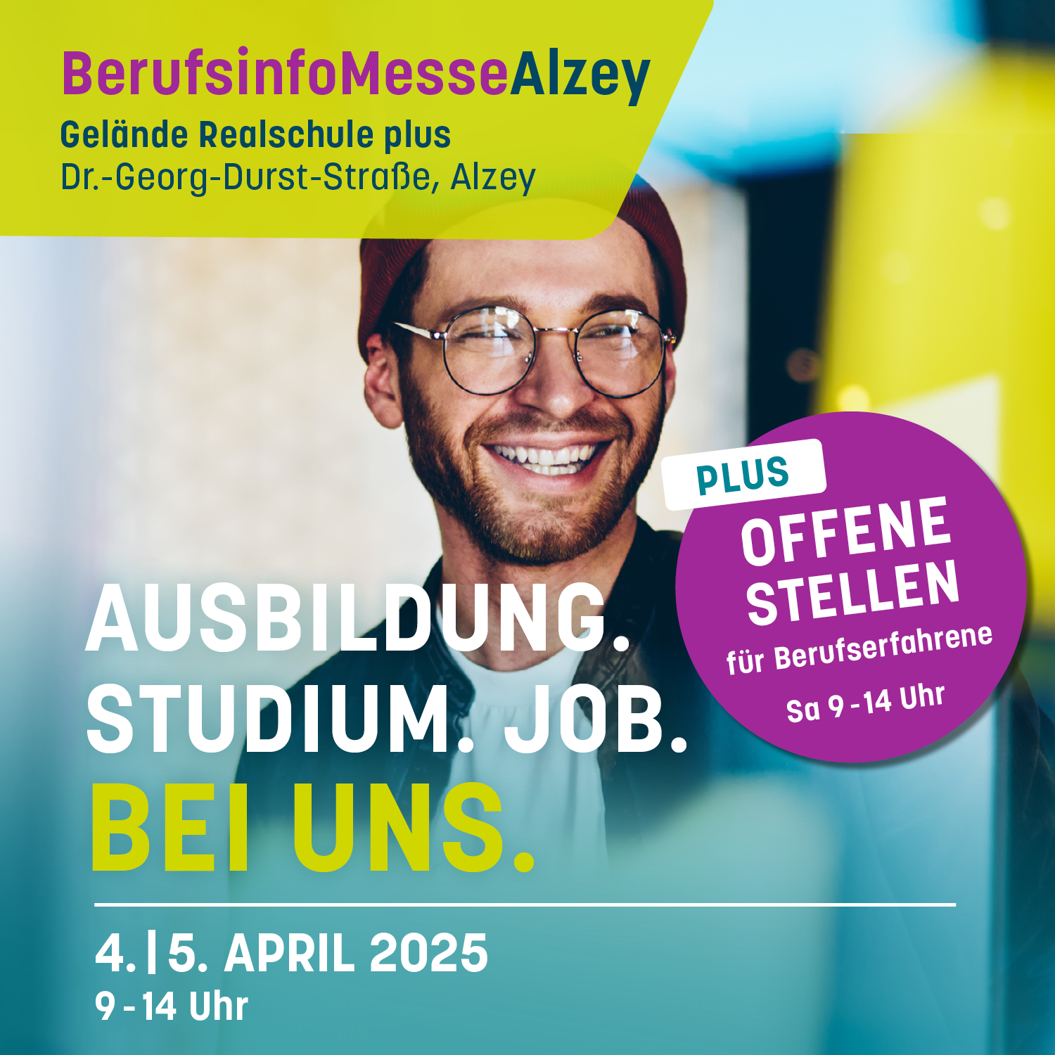 Werbeplakat der BerufsinfoMesse Alzey mit lächelndem Mann und Text zu Ausbildung, Studium und Jobs.
